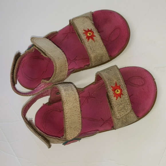 Twisted X Girls Sandals - Picture 1 of 6